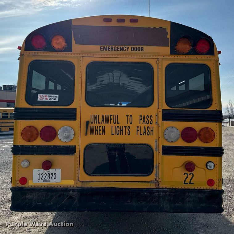 image for item DW2489 2000 Thomas MVP-EF school bus