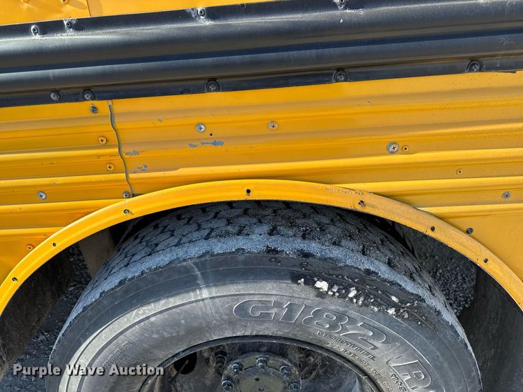 image for item DW2489 2000 Thomas MVP-EF school bus