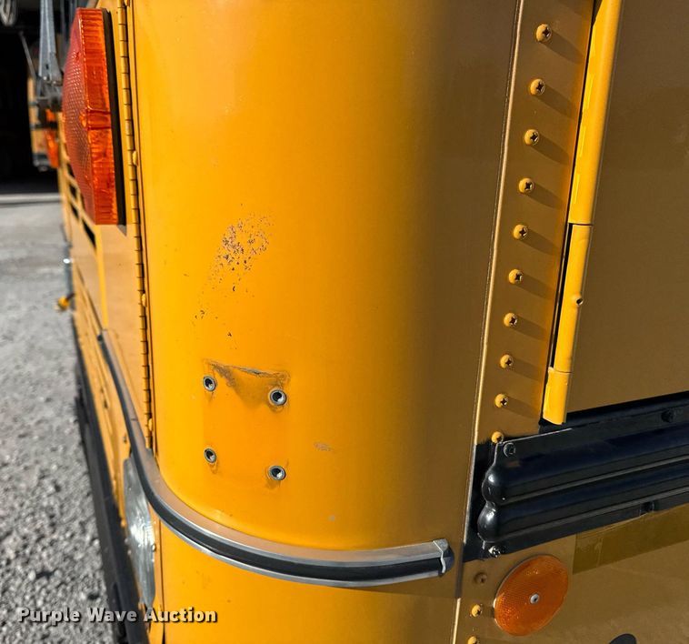 image for item DW2489 2000 Thomas MVP-EF school bus