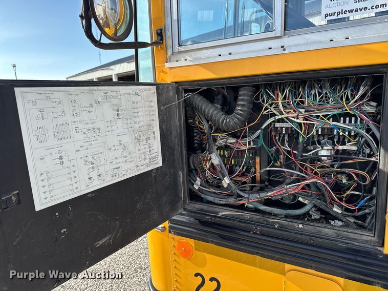 image for item DW2489 2000 Thomas MVP-EF school bus