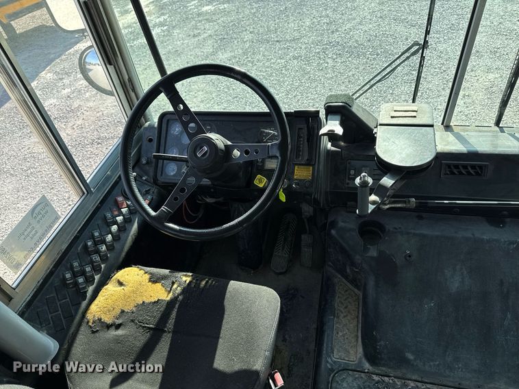 image for item DW2489 2000 Thomas MVP-EF school bus