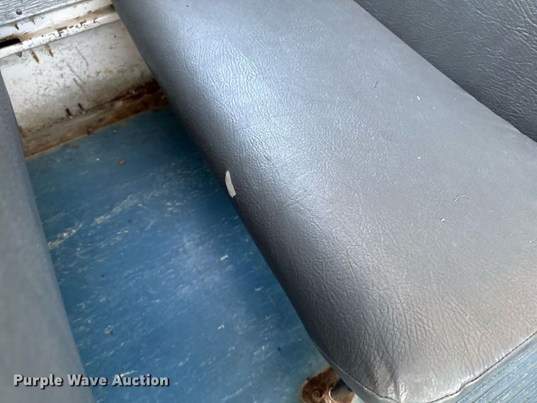 image for item DW2489 2000 Thomas MVP-EF school bus