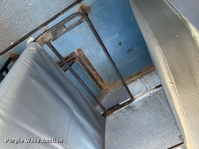 image for item DW2489 2000 Thomas MVP-EF school bus