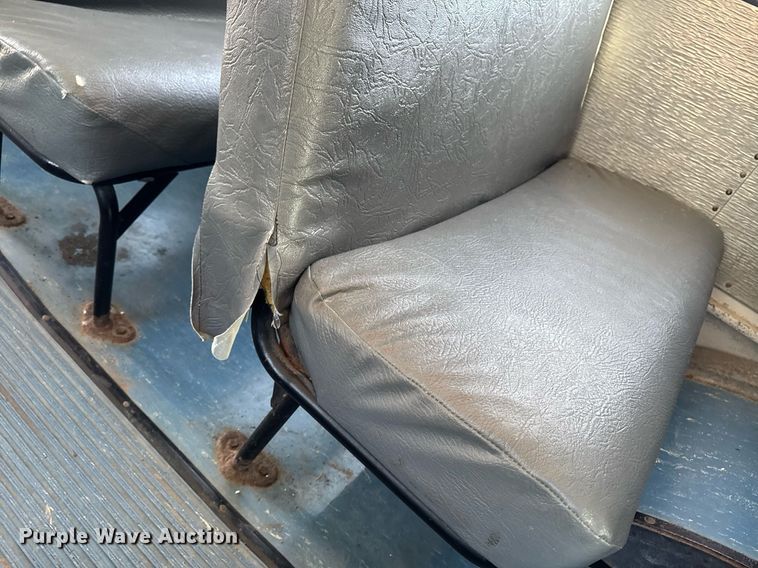 image for item DW2489 2000 Thomas MVP-EF school bus