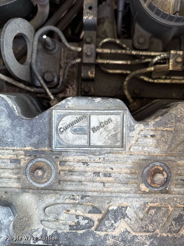 image for item DW2489 2000 Thomas MVP-EF school bus