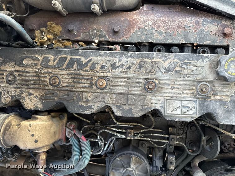 image for item DW2489 2000 Thomas MVP-EF school bus