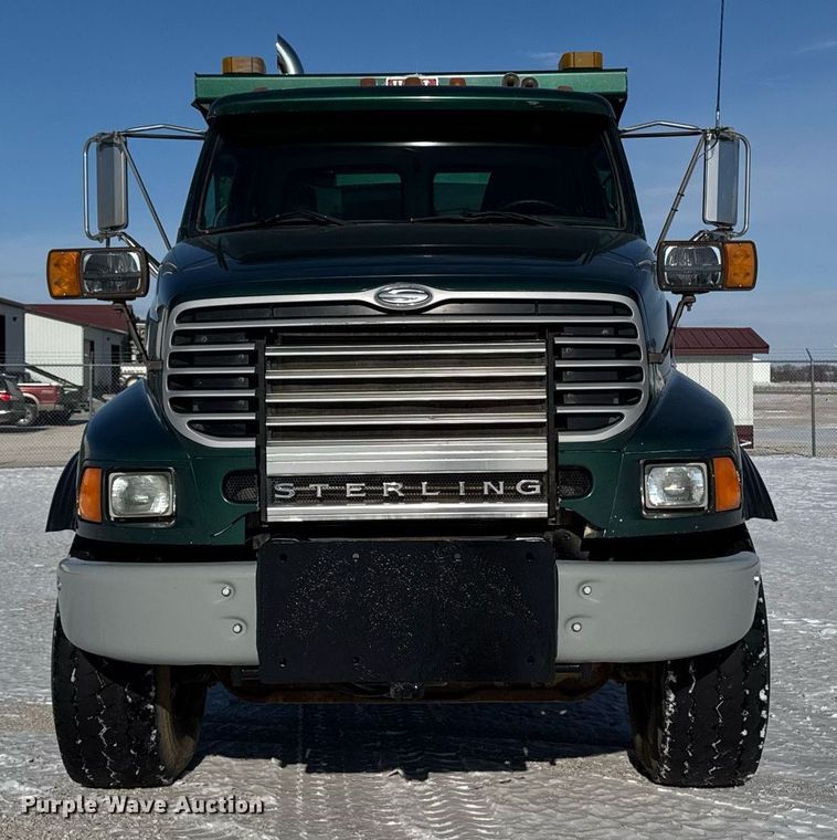 image for item DW2491 2007 Sterling LT9500 dump truck