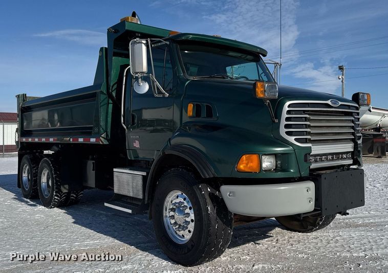 image for item DW2491 2007 Sterling LT9500 dump truck