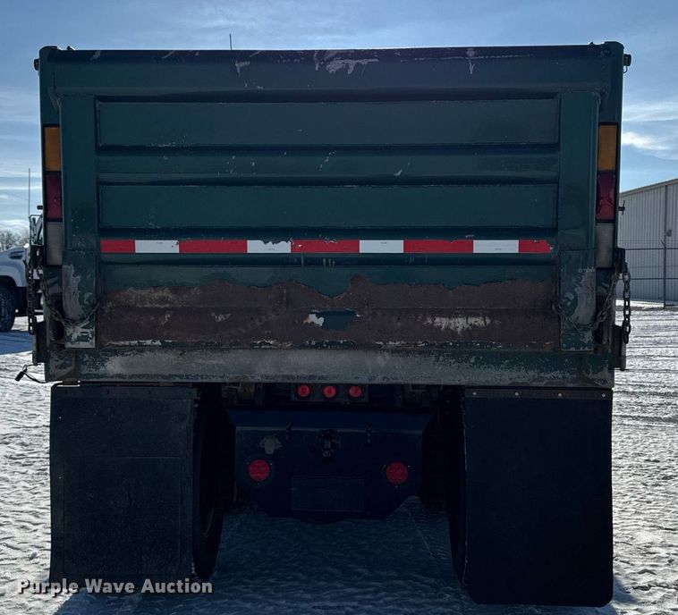 image for item DW2491 2007 Sterling LT9500 dump truck