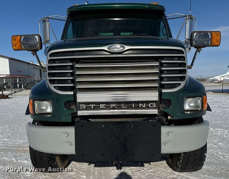 image for item DW2491 2007 Sterling LT9500 dump truck