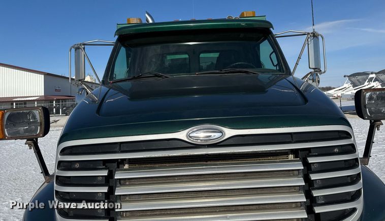 image for item DW2491 2007 Sterling LT9500 dump truck