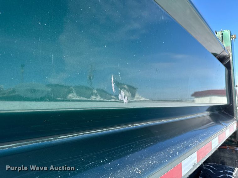 image for item DW2491 2007 Sterling LT9500 dump truck