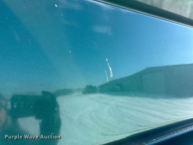 image for item DW2491 2007 Sterling LT9500 dump truck