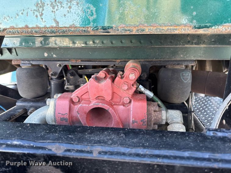 image for item DW2491 2007 Sterling LT9500 dump truck