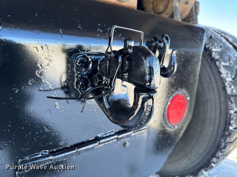 image for item DW2491 2007 Sterling LT9500 dump truck