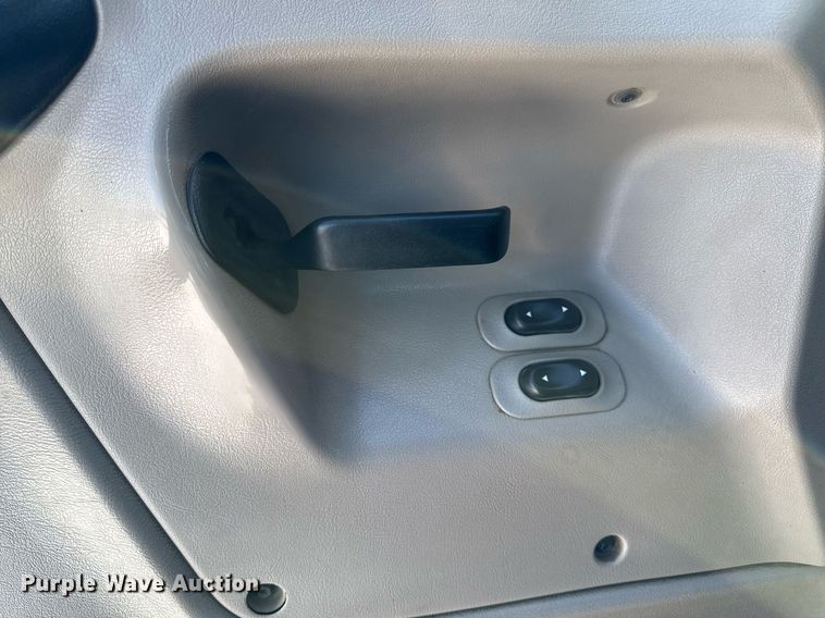 image for item DW2491 2007 Sterling LT9500 dump truck