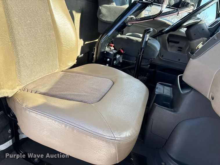 image for item DW2491 2007 Sterling LT9500 dump truck