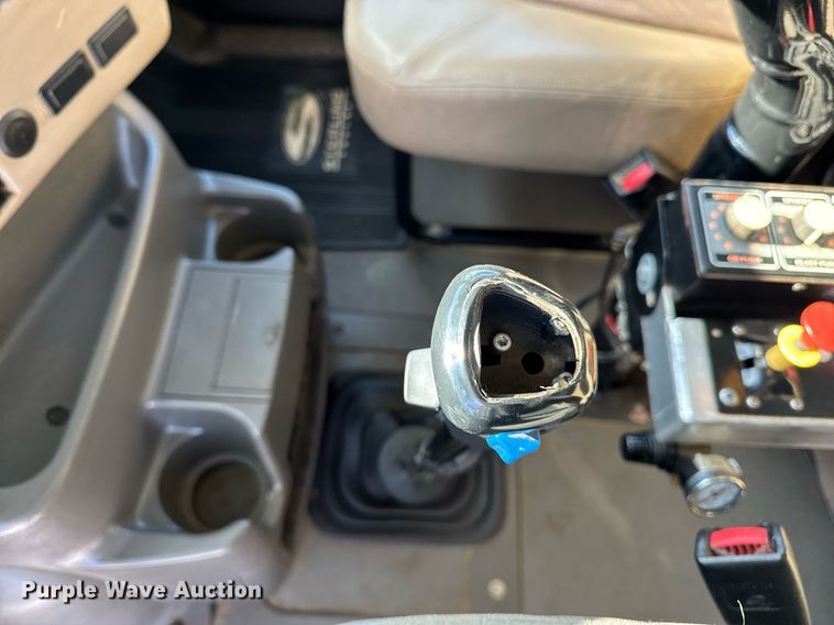 image for item DW2491 2007 Sterling LT9500 dump truck