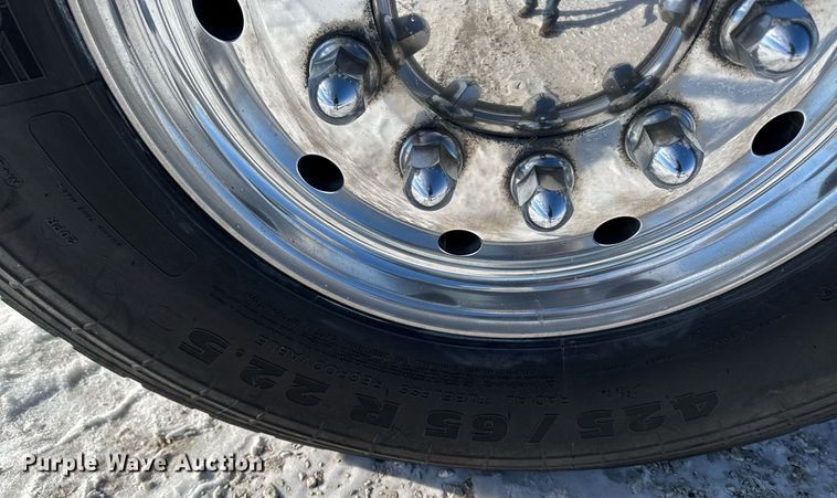 image for item DW2491 2007 Sterling LT9500 dump truck