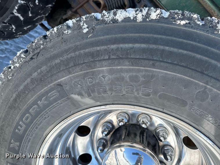 image for item DW2491 2007 Sterling LT9500 dump truck