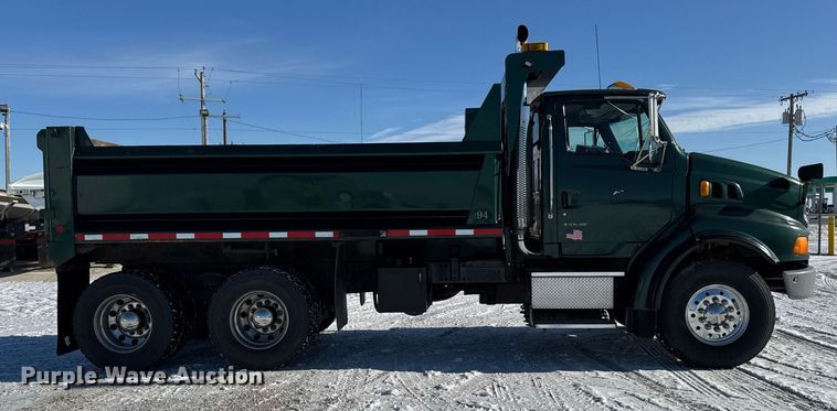 image for item DW2492 2007 Sterling LT9500 dump truck