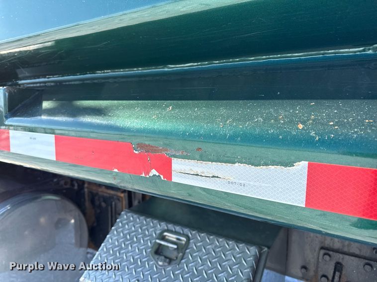 image for item DW2492 2007 Sterling LT9500 dump truck