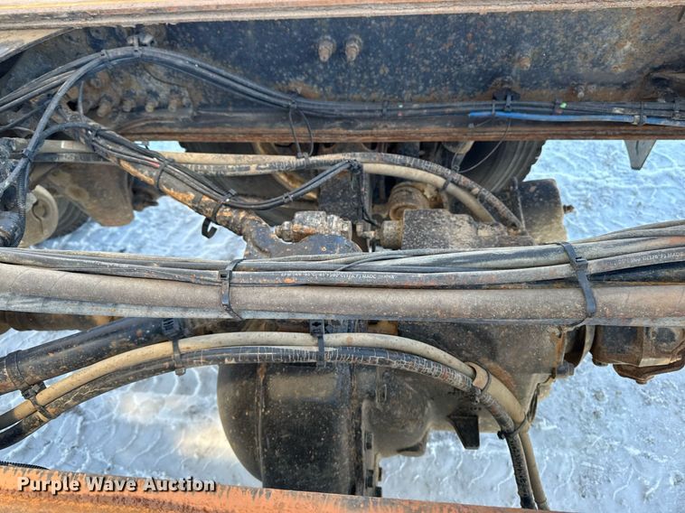 image for item DW2492 2007 Sterling LT9500 dump truck