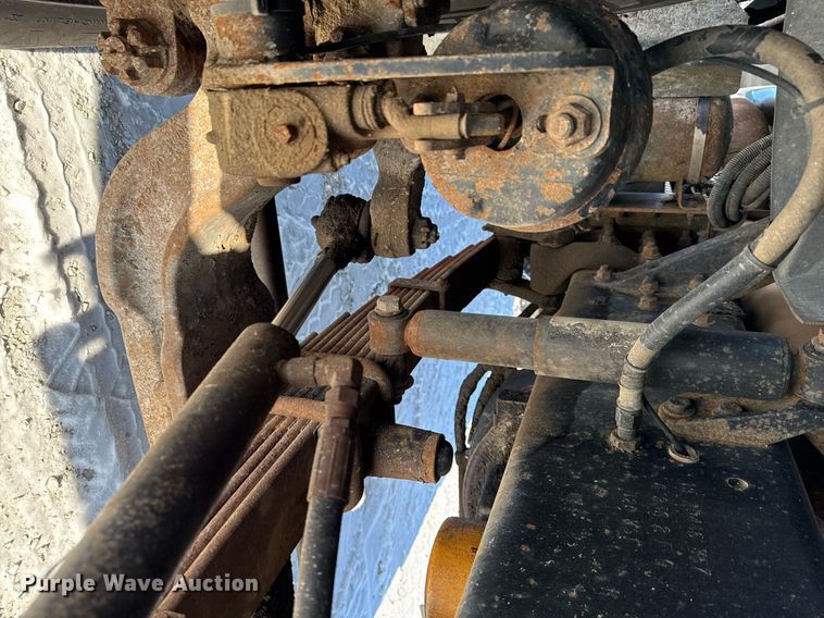 image for item DW2492 2007 Sterling LT9500 dump truck