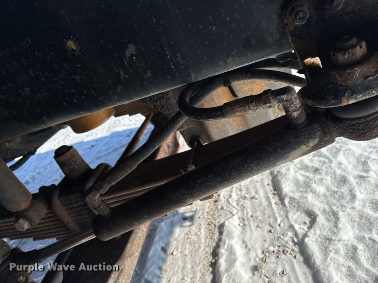 image for item DW2492 2007 Sterling LT9500 dump truck