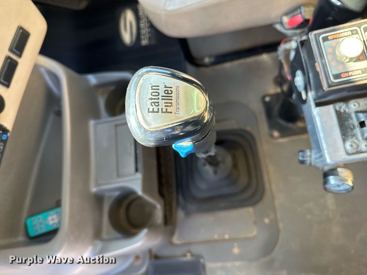 image for item DW2492 2007 Sterling LT9500 dump truck