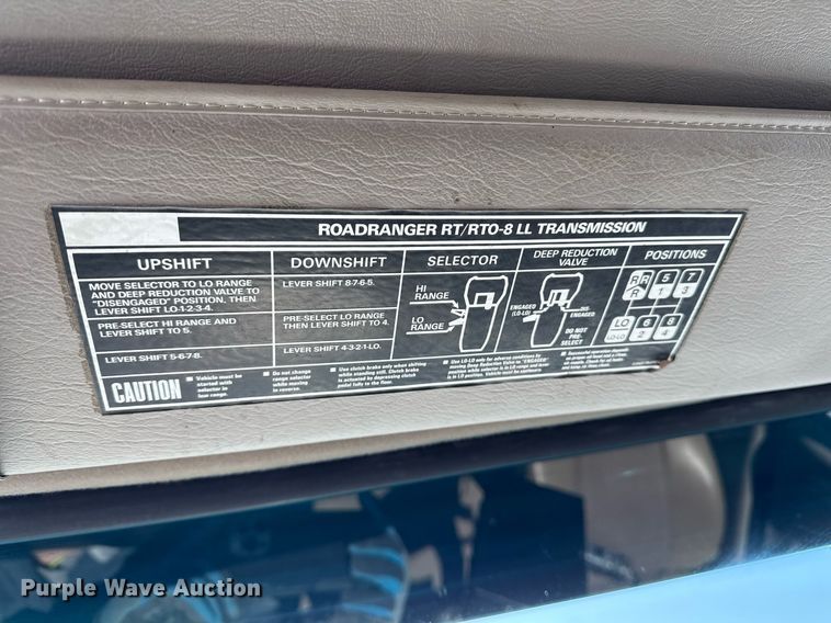 image for item DW2492 2007 Sterling LT9500 dump truck