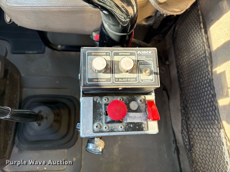 image for item DW2492 2007 Sterling LT9500 dump truck