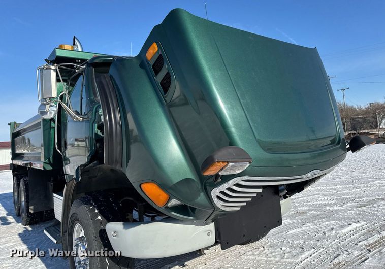 image for item DW2492 2007 Sterling LT9500 dump truck