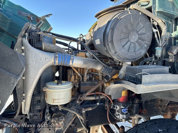 image for item DW2492 2007 Sterling LT9500 dump truck