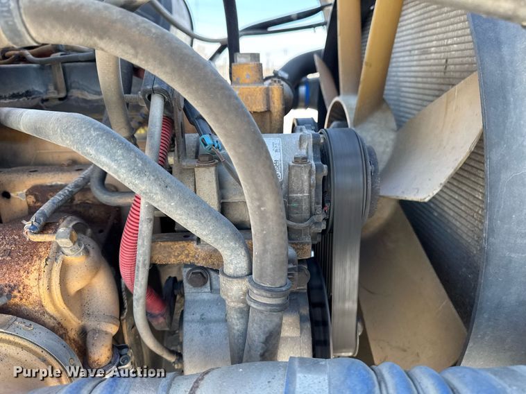 image for item DW2492 2007 Sterling LT9500 dump truck