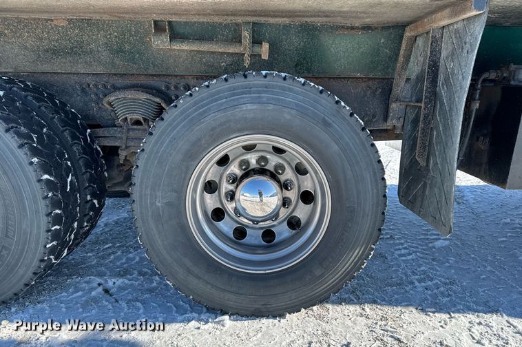 image for item DW2492 2007 Sterling LT9500 dump truck