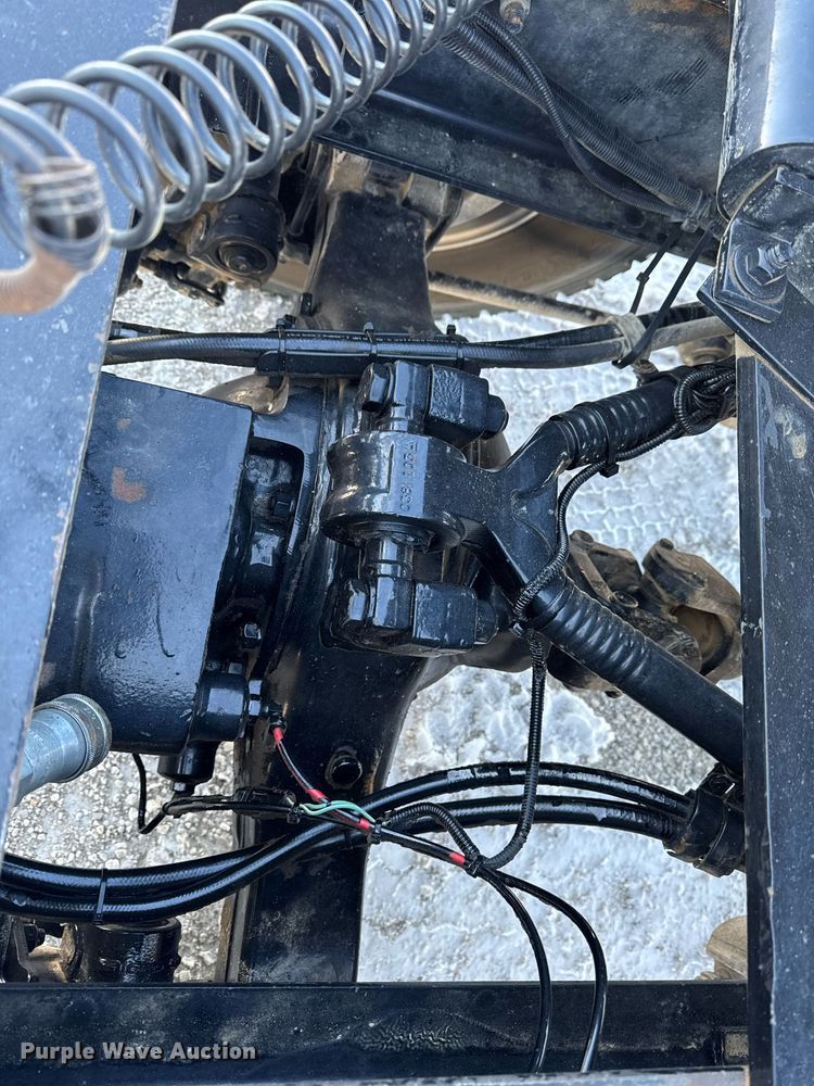 image for item DW2493 2002 Sterling LT9500 semi truck