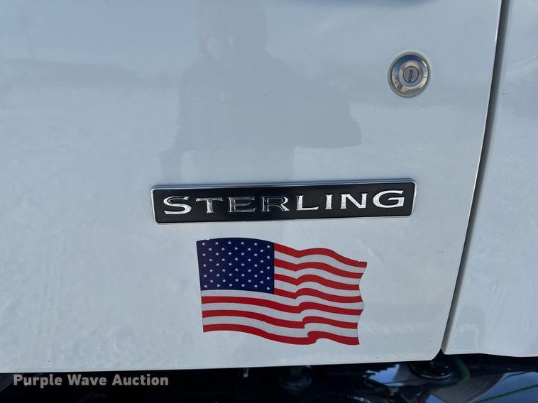 image for item DW2493 2002 Sterling LT9500 semi truck