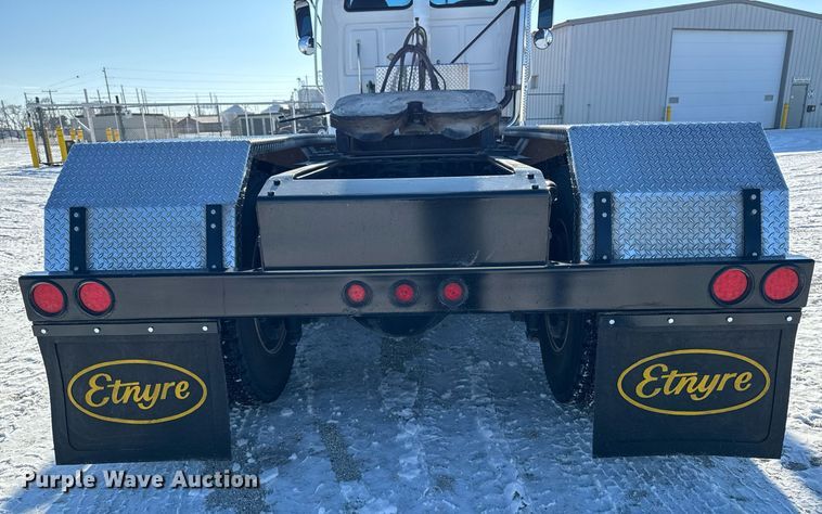 image for item DW2493 2002 Sterling LT9500 semi truck