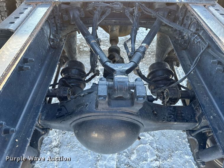 image for item DW2493 2002 Sterling LT9500 semi truck