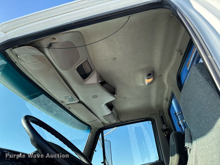 image for item DW2493 2002 Sterling LT9500 semi truck