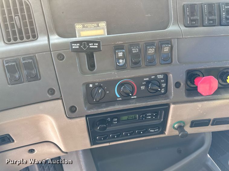 image for item DW2493 2002 Sterling LT9500 semi truck