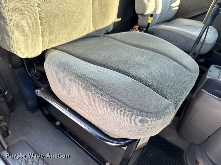 image for item DW2493 2002 Sterling LT9500 semi truck