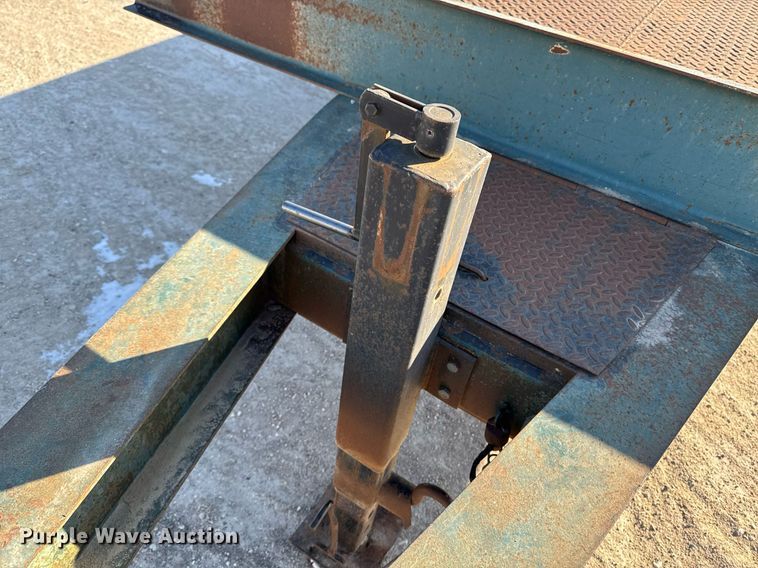 image for item DW2495 1987 Load King 92 LT equipment trailer