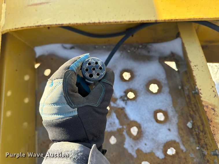 image for item DW2496 1989 Load King 92 LT equipment trailer