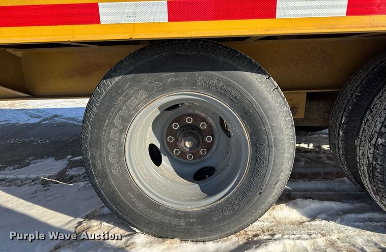 image for item DW2496 1989 Load King 92 LT equipment trailer