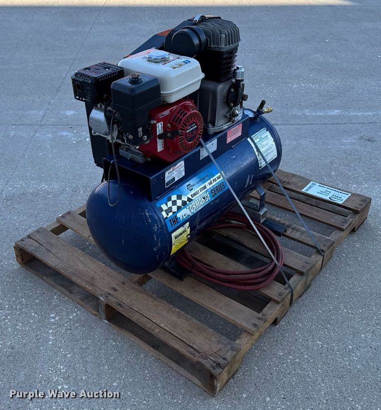 image for item DW2498 Napa air compressor