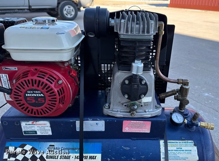 image for item DW2498 Napa air compressor