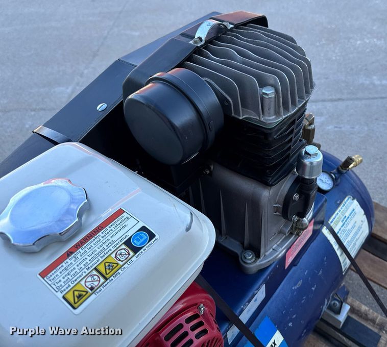 image for item DW2498 Napa air compressor