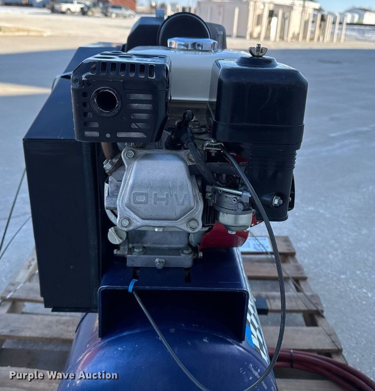 image for item DW2498 Napa air compressor